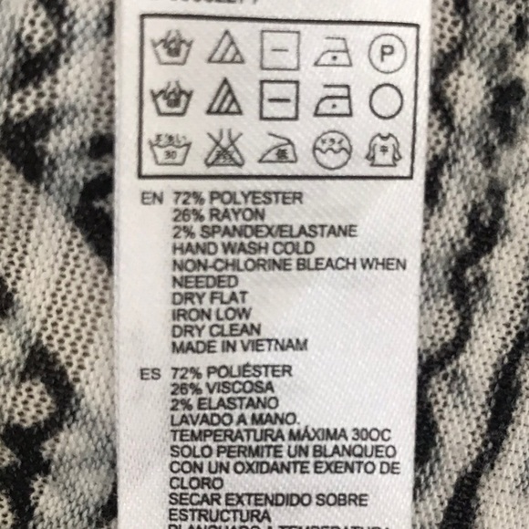 Forever 21 Spaghetti Strap Racerback Tank 🌸 - Picture 6 of 6